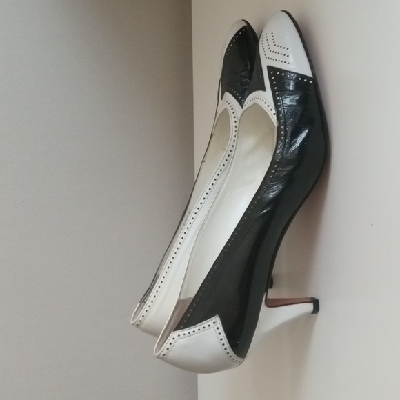 👠🇨🇭 Bally Leather Heels | Made in Switzerland | Black & White | Size 10 - Picture 5 of 15